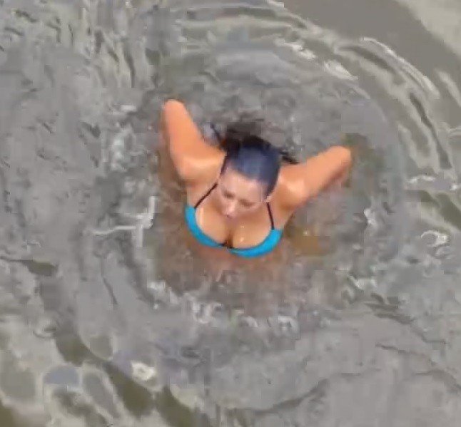 Nina Dobrev Big Tits Cleavage  nude photo