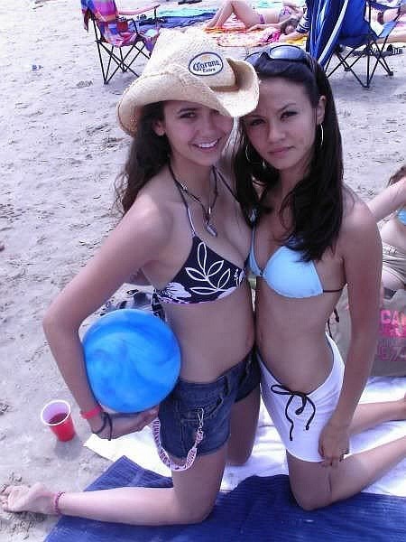 Nina Dobrev Sexy Bikini Photo  nude photo