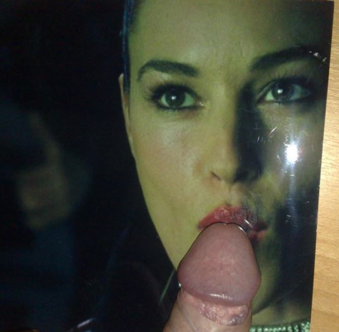 Nude Monica Bellucci Blowjob  nude photo