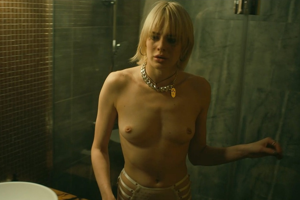 Oksana Akinshina Nude Sex Hot Boobs  nude photo