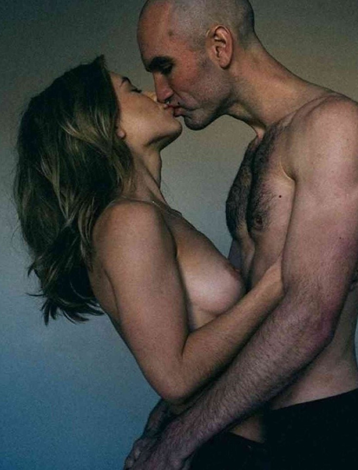 Olesya Rulin  nude photo