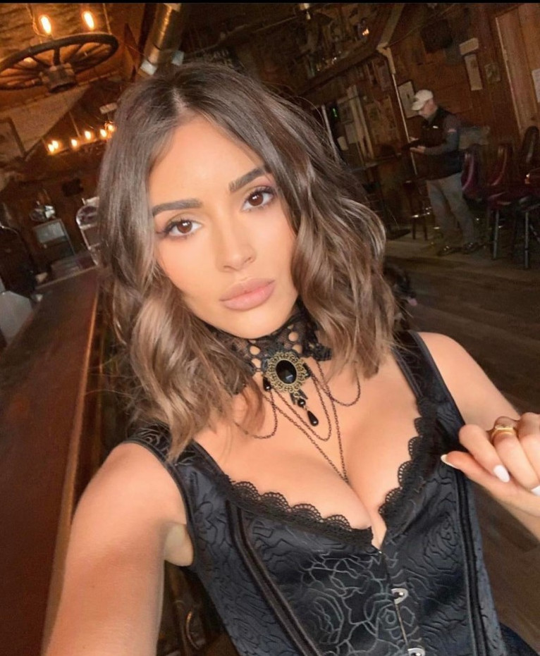 Olivia Culpo  nude photo