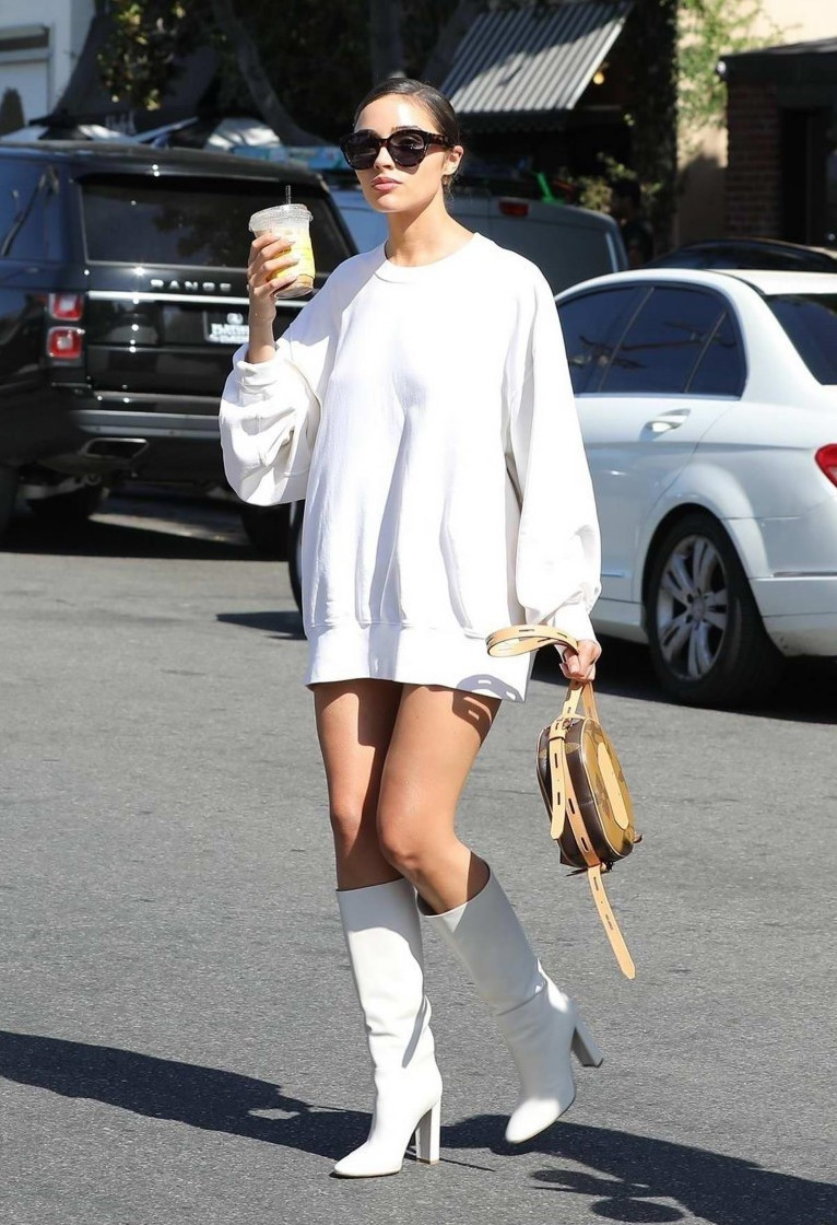 Olivia Culpo  nude photo