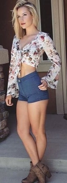 Paige Spiranac  nude photo