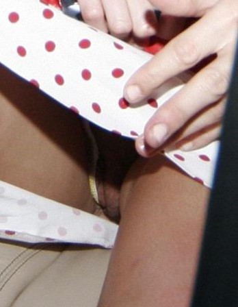 Paris Hilton Pussy Slip  nude photo