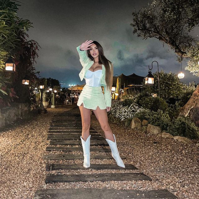 Paula Manzanal paulamanzz  nude photo