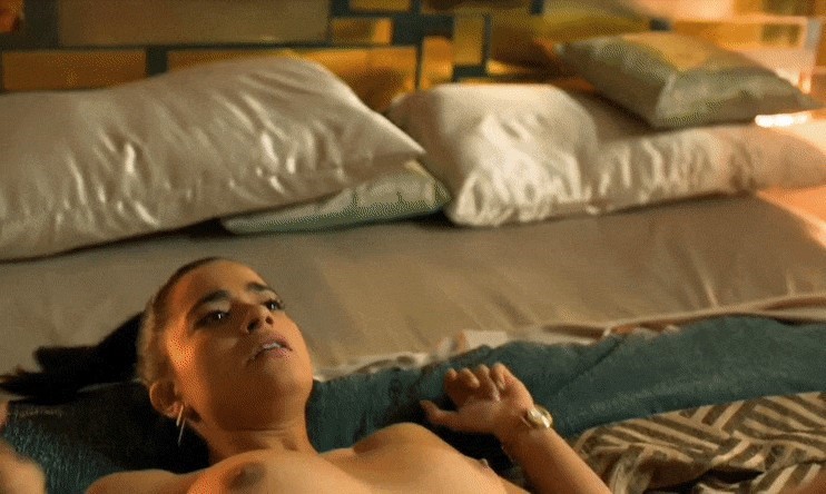 Paulina Gaitan Beautiful Actress Sexy Boobs  nude photo