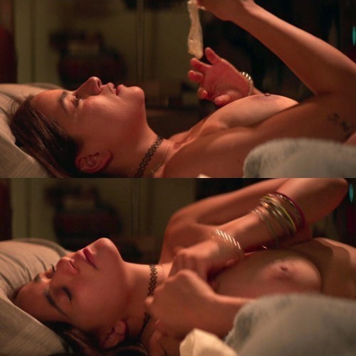 Paulina Gaitan Big Boob  nude photo