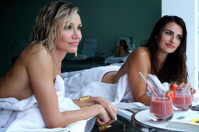 Penelope Cruz And Cameron Diaz  nude photo