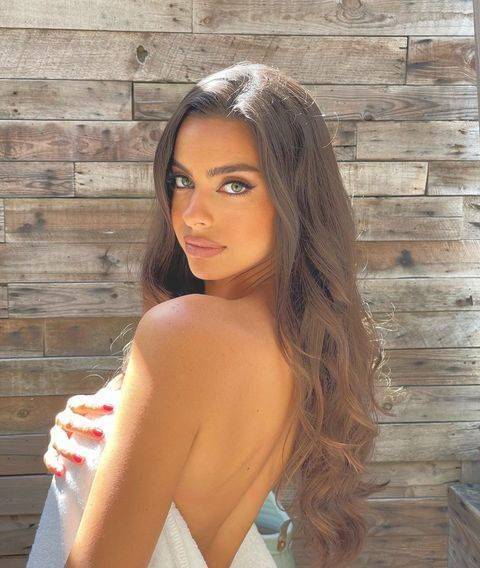 Priscilla Huggins  nude photo