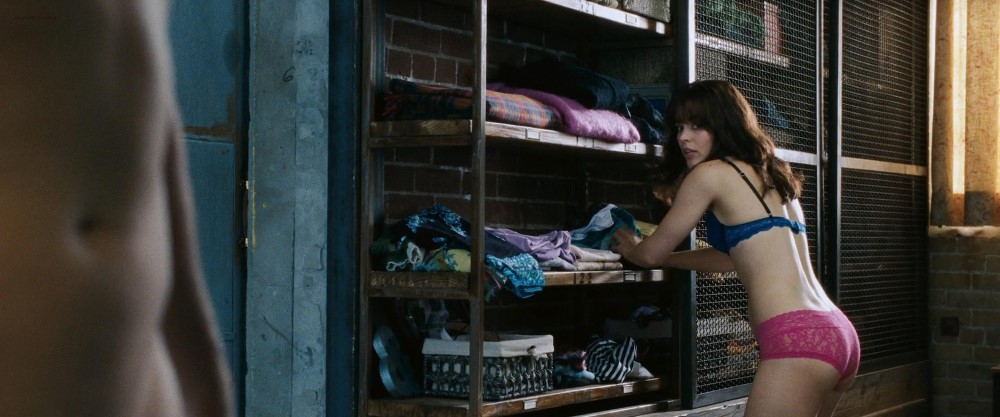 Rachel McAdams Ass In Sexy Pink Panties  nude photo