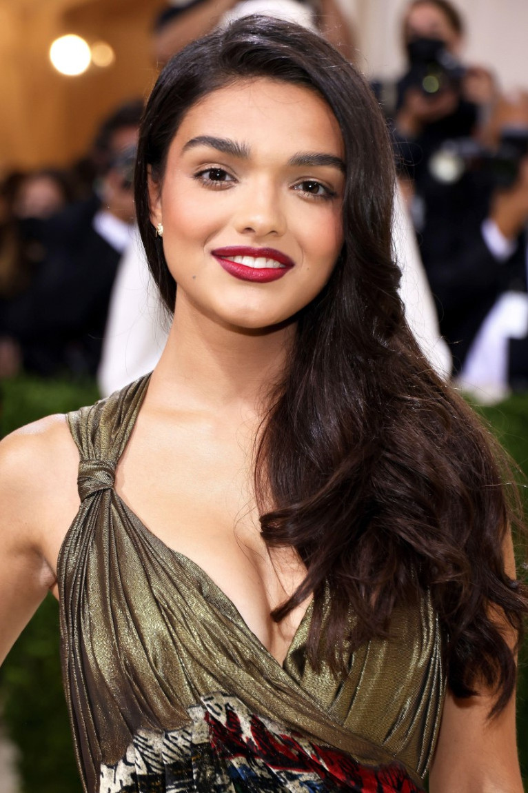 Rachel Zegler  nude photo