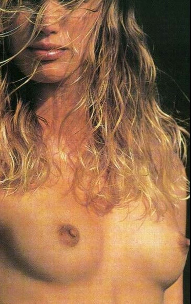 Rebecca Romijn  nude photo