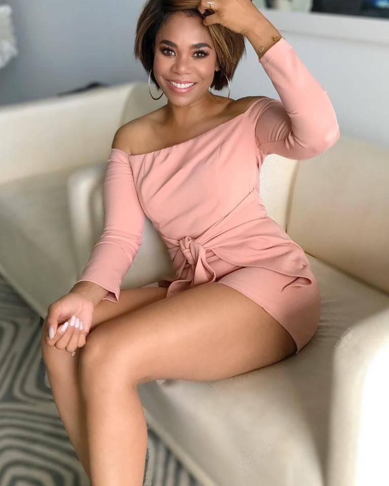 Regina Hall Sexy Legs Hot Photo  nude photo