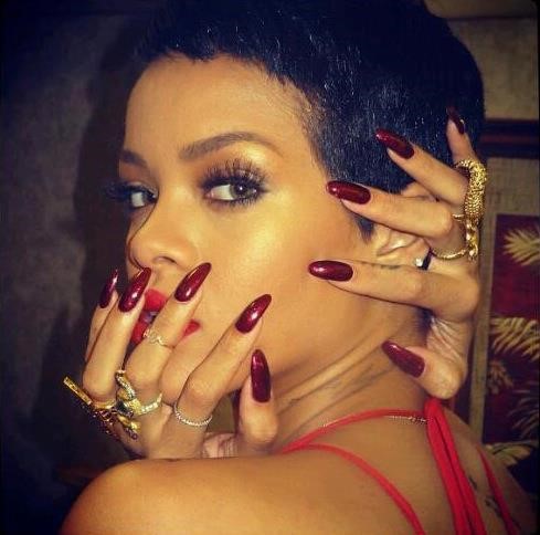 Rihanna Almond Nails  nude photo