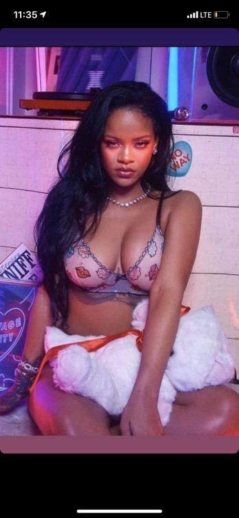 Rihanna Astonishing  nude photo