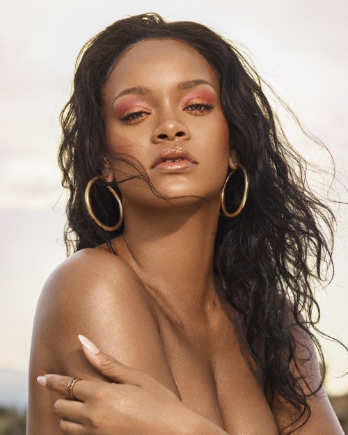 Rihanna Beauty(1)  nude photo
