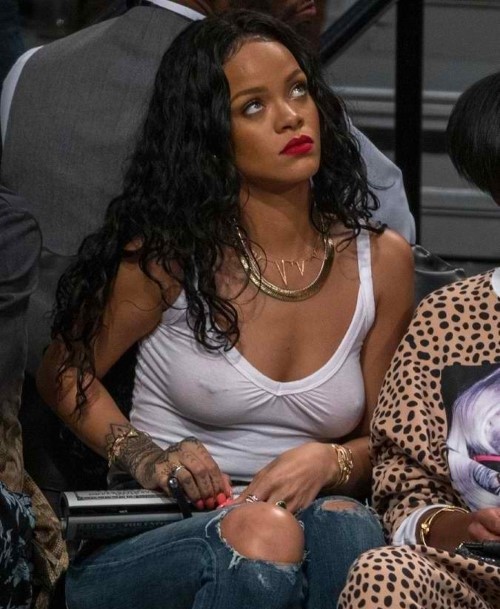 Rihanna Braless At Basketball Game More Interesting Sights In Crowd  nude photo