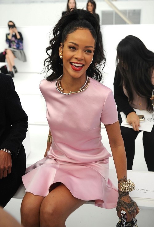 Rihanna Fashion 2015  nude photo