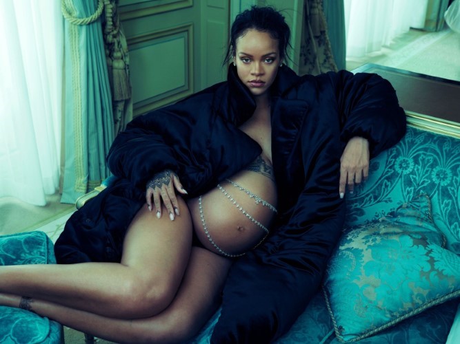Rihanna For VOGUE (2022) 7  nude photo