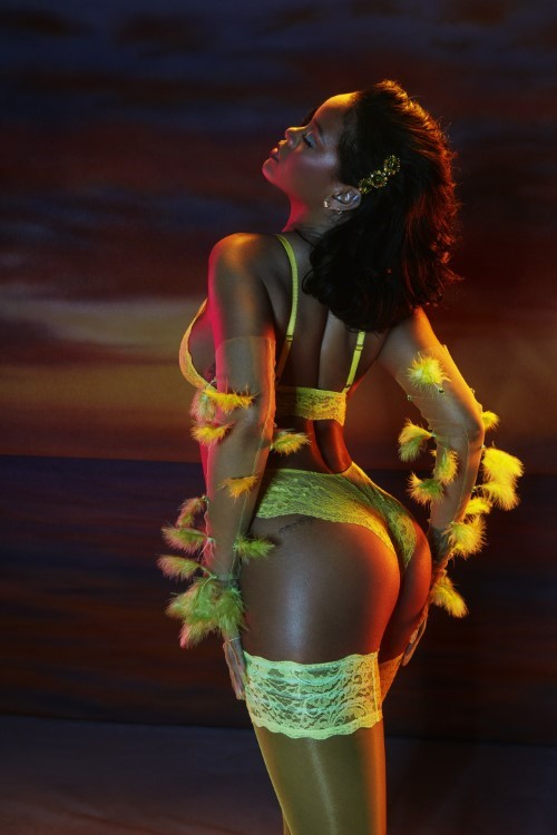 Rihanna Goddess(1)  nude photo