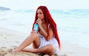 Rihanna Man Down  nude photo