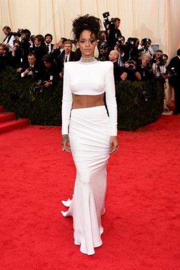 Rihanna Met Gala 2014  nude photo