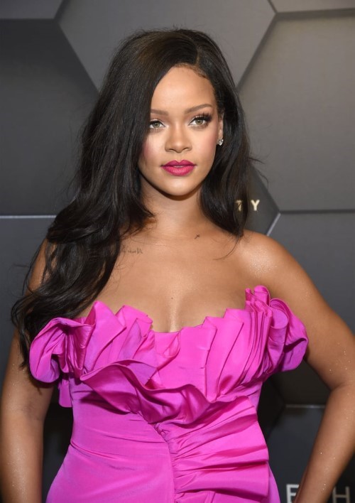 Rihanna Purple Dress  nude photo