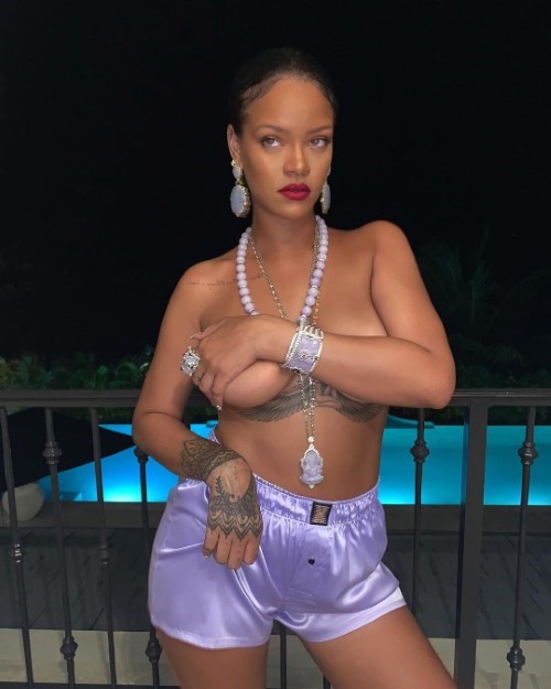 Rihanna Savage Goddess  nude photo