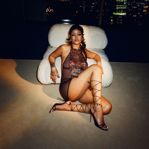 Rihanna Savage Goddess(3)  nude photo