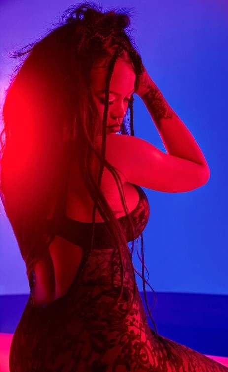 Rihanna Savage X Valentines Day 2023 2  nude photo