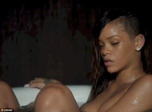 Rihanna Singer Nude  nude photo