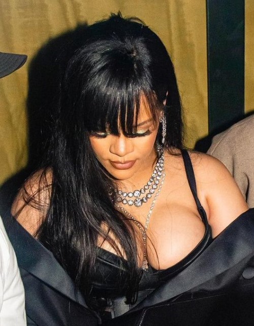 Rihanna Such A Beautiful Woman  nude photo