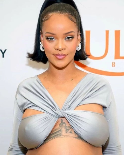 Rihanna This Woman Is Incredible 2  nude photo
