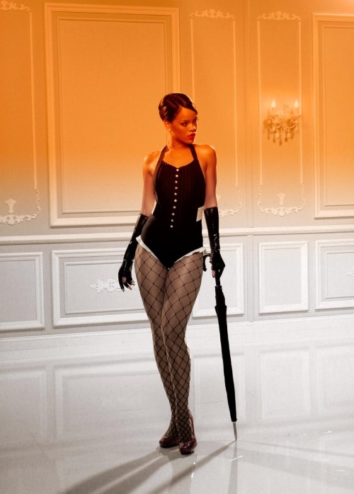 Rihanna Umbrella Music Video  nude photo