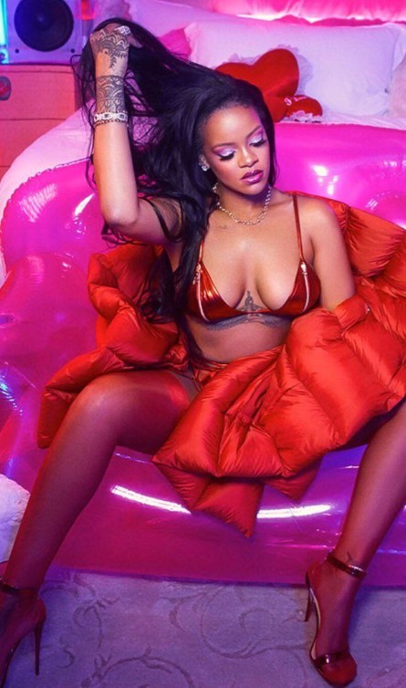 Rihanna ‼️  nude photo