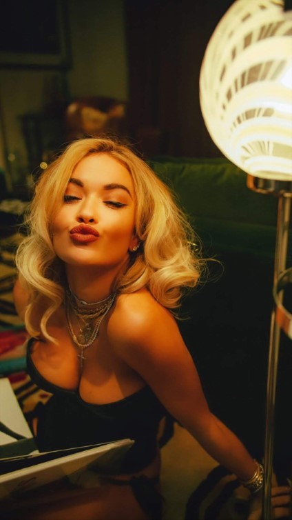 Rita Ora Pose  nude photo