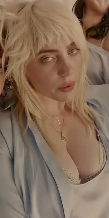 Roleplaying As A Sub Billie Eilish, Or Looking For Someone To Dominate Me As Her  nude photo