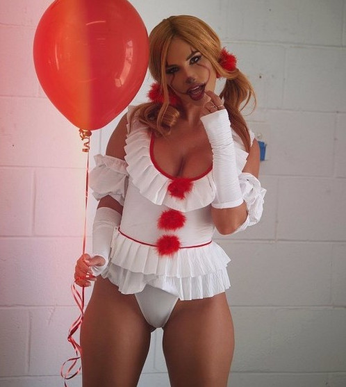 Rosanna Arkle  nude photo