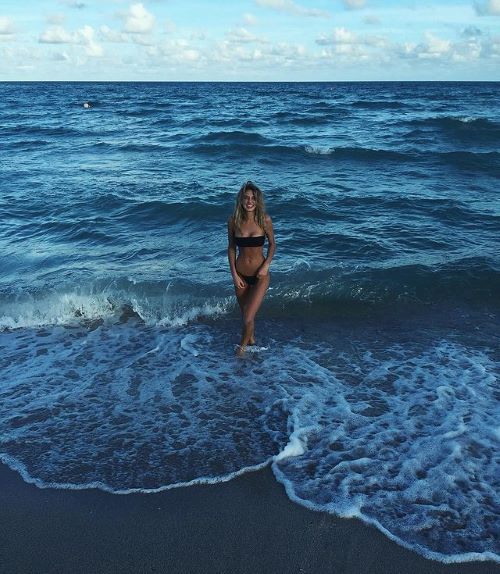 Sahara Ray  nude photo