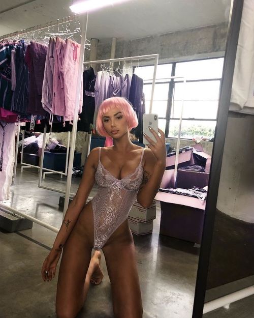 Sahara Ray  nude photo