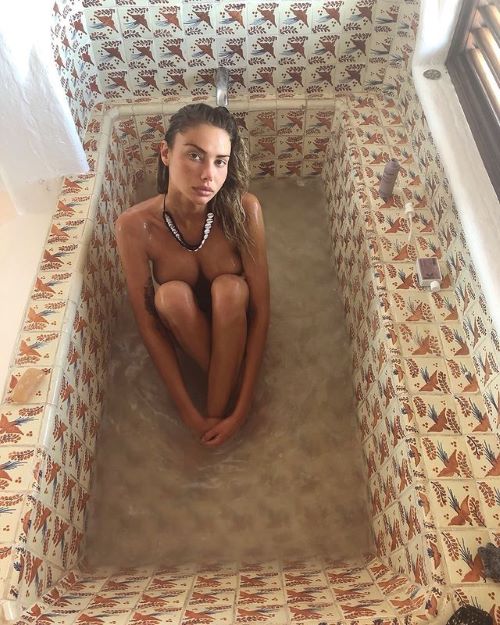 Sahara Ray Naked Big Boobs  nude photo