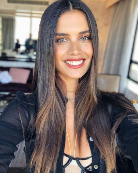 Sara Sampaio  nude photo