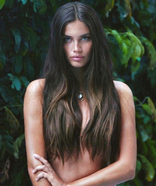 Sara Sampaio  nude photo