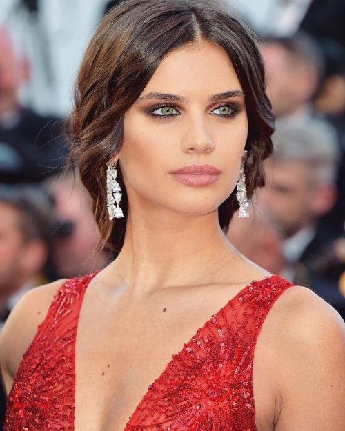 Sara Sampaio  nude photo