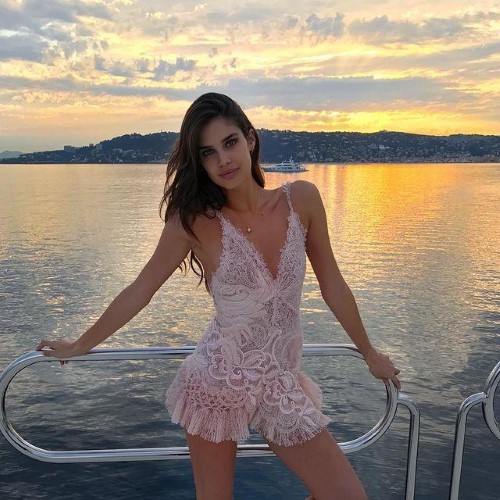 Sara Sampaio  nude photo