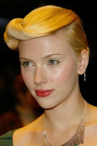 Scarlett Johansson Bowie Hair  nude photo