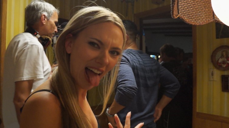 Scarlett Johansson On Set  nude photo