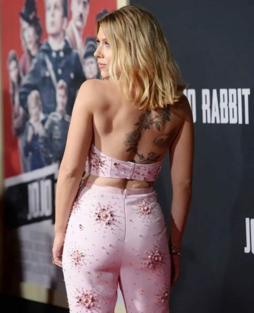 Scarlett Johansson Rear View  nude photo