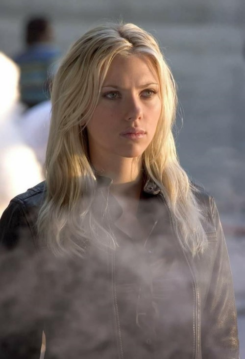 Scarlett Johansson Smokin Hot  nude photo